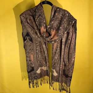 Pattern fashion scarf